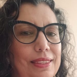 Headshot of Doratriz Equihua, LCSW